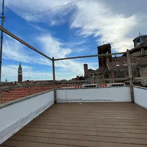 Rooftop Terrace Ovosodo #3 Ve - Rialto Appartement Venetië