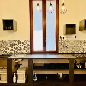 Apartment 100 Mt To Station Venezia,free Parking,shuttle Airport Gorizia Mestre