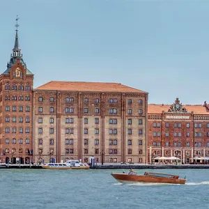 Otel Hilton Molino Stucky 5*