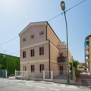 Guest house Locazione Turistica Duca D'aosta 31 Mestre