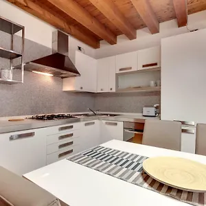 Apartment Priuli 20 Venice