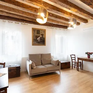 Favola A Apartment