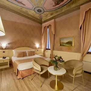 Duodo Palace Hotel 4*