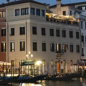 Hotel H10 Palazzo Canova