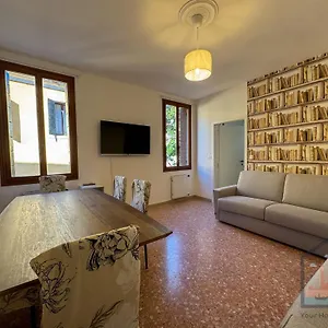 Accademia 10 Minutes From San Marco Apartman *