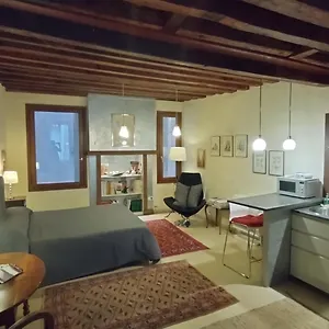 San Marco 1825 Apartment