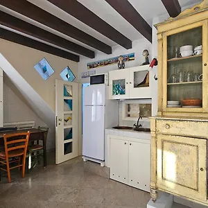 Casa Yellow Corner Burano Venedig