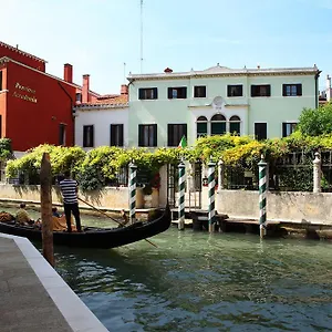 Accademia - Maravege 3* Venetië