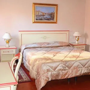 Guest house Holidays