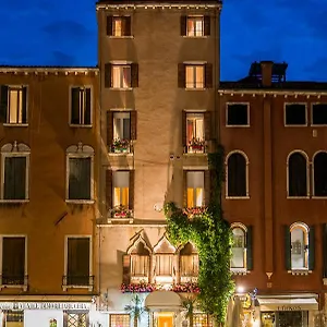 Santo Stefano Venedik