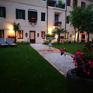 Vendégház Cinqueteste Luxury 2*