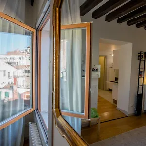 Apartment Specchieri Venice