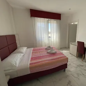 Venice Hub Guest house *
