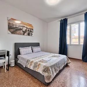 Guest house Cozy In *