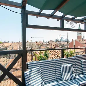 Apartment Penthouse With Rooftop Terrace And 360 Views Of - Venice5th *