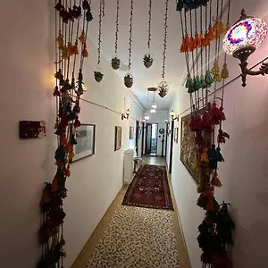 Coco *