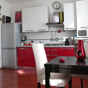 Apartment Lucky Flower