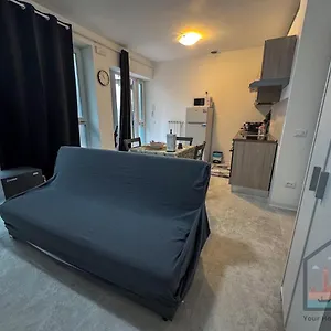 Апартаменты Casa Amicis - 5min Stazione Di Mestre Венеция