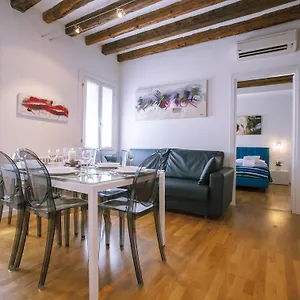 Ca' Tiepolo Apartment *