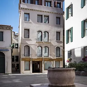Anastasia Hotel 3*