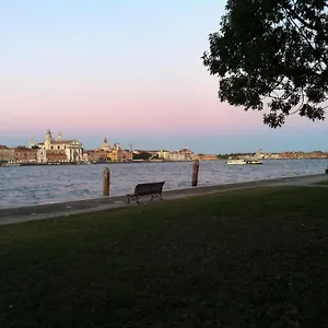 Bed & Breakfast Venice Home *