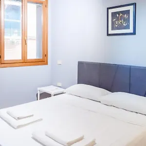 With Private Bathroom Stella 2 Bed & Breakfast