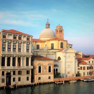 Bed & Breakfast Residenza Ca' Corner